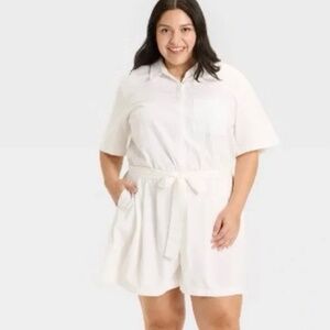 Ava & Viv White Short Sleeve Romper. Sz 3X.